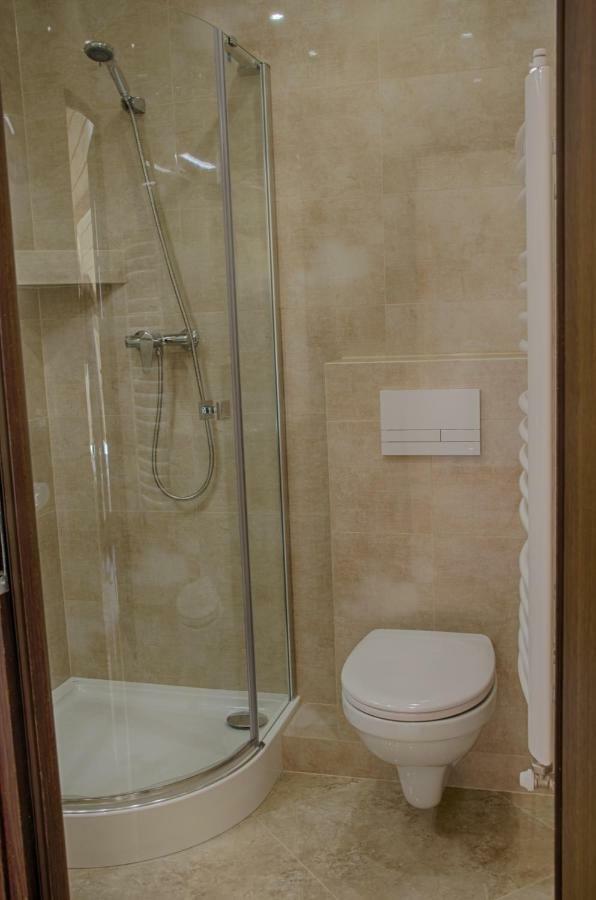 Pod Debami Villa Wadowice Esterno foto